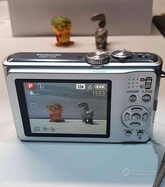 Panasonic Lumix TZ8 con CCD