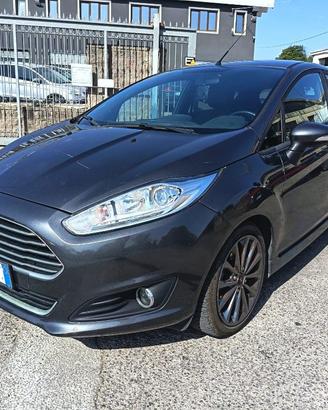 FORD Fiesta 1.5 TDCi 75CV 5 porte ST-Line