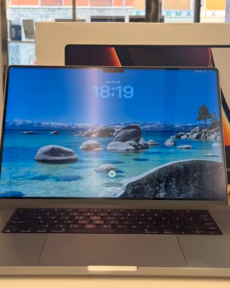 MacBook Pro 16" M1 Max 32GB/2TB