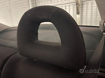 4 poggiatesta originali Volkswagen Golf IV Bora