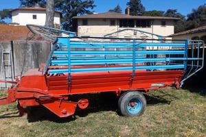 Carro raccogli fieno