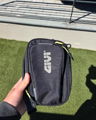 borsa da gamba givi
