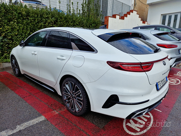 Kia proceed gt line 1.6 136 cv