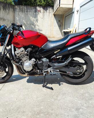 Honda Hornet 900
