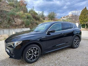 ALFA ROMEO STELVIO Q4 210CV