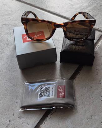 occhiali da sole Rayban Wayfarer Folding RB4105 
