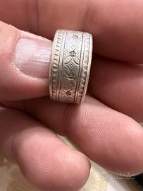 Anello etnico Fascia in argento