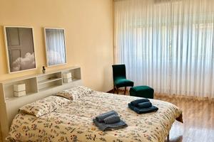 Ampio appartamento con posto auto