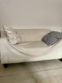Divano bianco ikea 2 posti