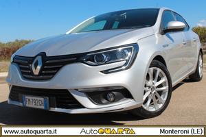 RENAULT MEGANE berlina 1.5 dCi *Luci Ambiente