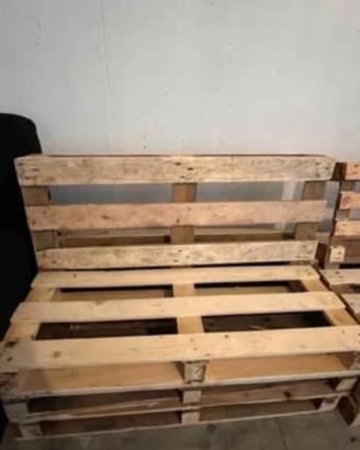 Panca in pallet da giardino