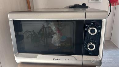 Microonde Whirlpool in buono stato 