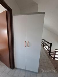 Armadio bianco