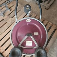 Attrezzo per addominali