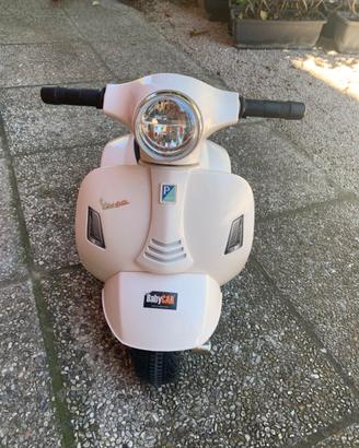 Vespa bimbo