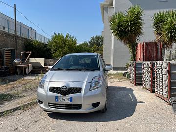 Toyota Yaris 2a Serie 5P - 2008