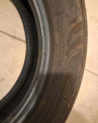 4 gomme estive d'estate scorsa quasi nuovi