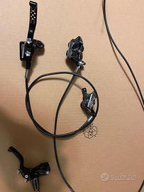 Freni hope tech 3 E4 V4