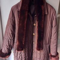 Cappotto per donna trapuntato vintage.