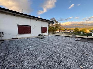 4 LOCALI A VITTORIO VENETO