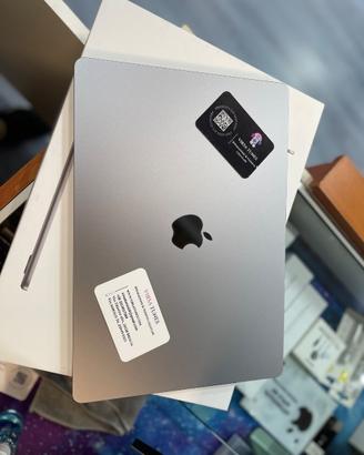 MacBook Air 15 2023 M2 15 pollici 256-8GB usato