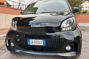 Smart ForTwo EQ Passion solo 28000 km