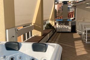 Fiera- Attico con TERRAZZO di 80 mq Arredato