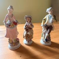 3 statuine porcellana, prezzo x tutte