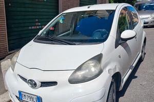 Toyota Aygo 2012 automatica