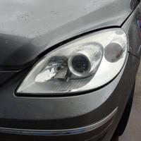Proiettore sinistro MERCEDES-BENZ CLASSE B 2008