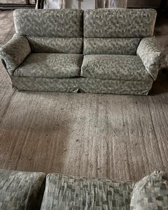 Divani in tessuto 2 e 3 posti