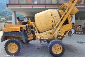 Betoniera autocaricante dumper