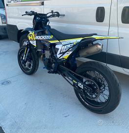 Moto
 husqvarna fc 450 2021 omologata 