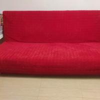 divano letto grigio Ikea copridivano rosso omaggio