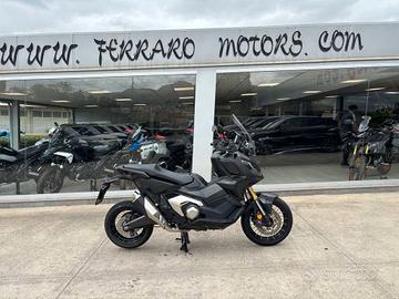 Honda X-ADV 750 2022 / KM 14.000 Tuo a solo 104 Eu