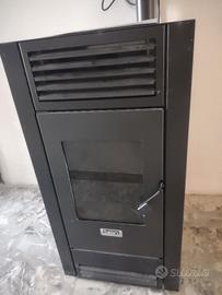 Stufa a pellet 8 Kw mod. Bionstar.