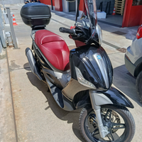 Beverly 350 Sport Touring (2012). Come Nuovo