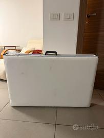 Lettino per massaggio portatile con foro viso