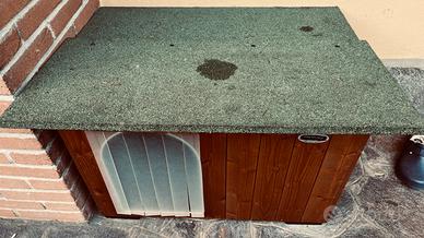 Cuccia in legno nuova mai usata