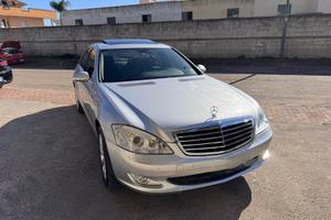Mercedes S 320 anno 2008