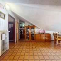 APPARTAMENTO ULTIMO PIANO - ROBILANTE -