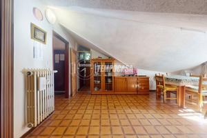 APPARTAMENTO ULTIMO PIANO - ROBILANTE -