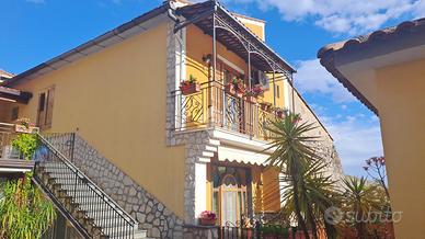 6 LOCALI A CAVA DE' TIRRENI