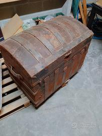 baule /mobiletto.    vintage