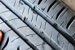 Pneumatico su cerchio Michelin nuovo 185/60 r15