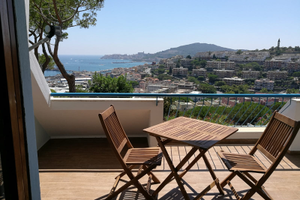 Appartamento con vista mare