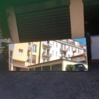 Grande specchio con cornice da parete 