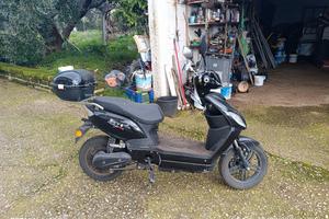 scooter elettrico 