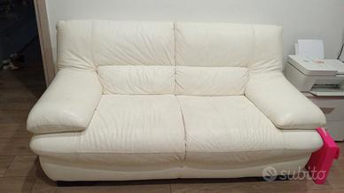 divano bianco da 2 metri 