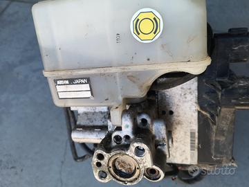 pompa freni pajero v60